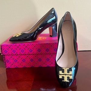 TORY BURCH Raleigh 70mm pumps. Size 7.